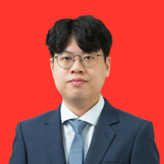 img-Asia-Graduate-Colin-Liu