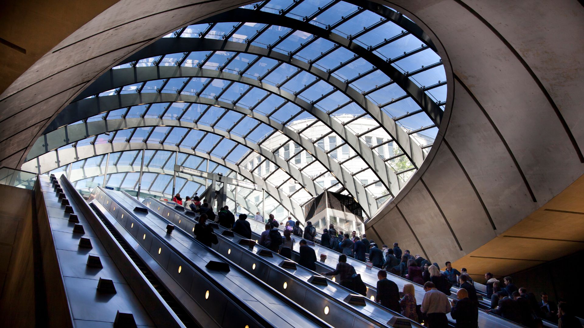 hero-Canary Wharf Station