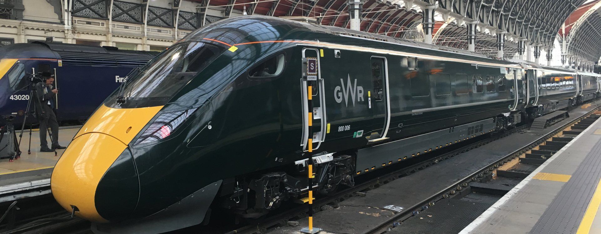 bnr-Insight3-Class-800-IEP-Train-2