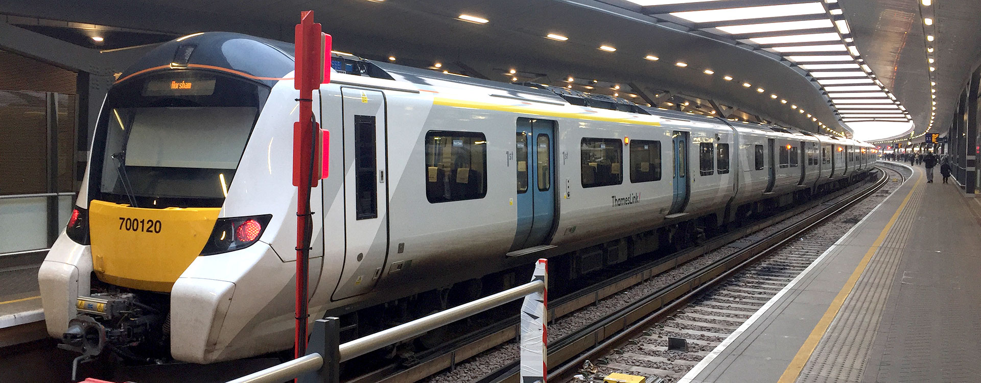 bnr-thameslink-train-lb-station