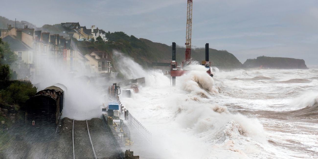 img-landscape-wave-climate