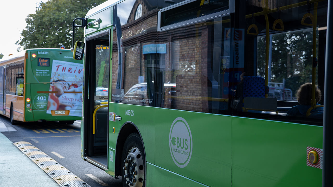 img-auckland-electric-buses