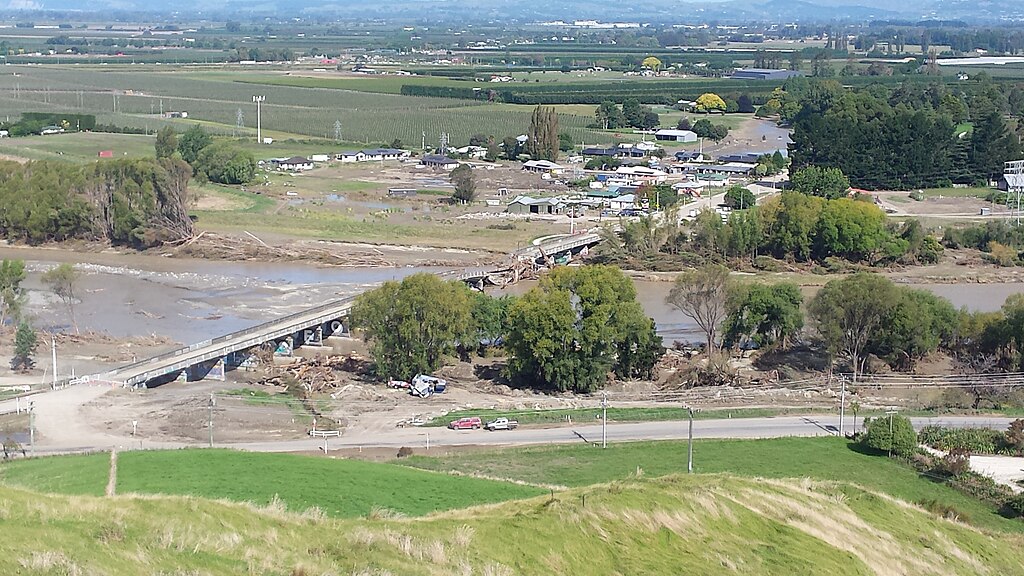 Redclyffe_Bridge_and_Waiohiki_3_March_2023