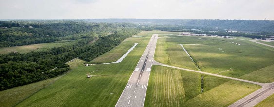 thn-luk-approach-queen-city-flying