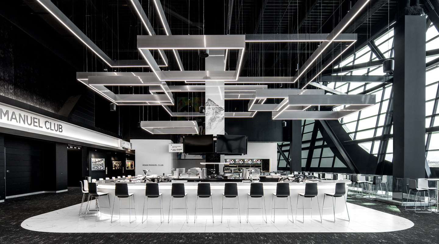 img-allegiant-stadium-lighting-design-chandelier