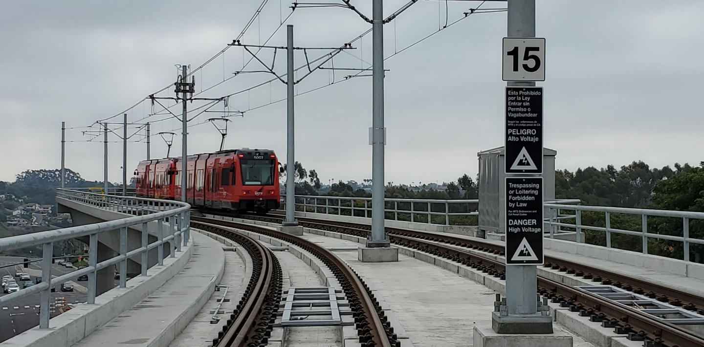 img-bipartisan-infrastructure-law-transit-rail-mid-coast-trolley
