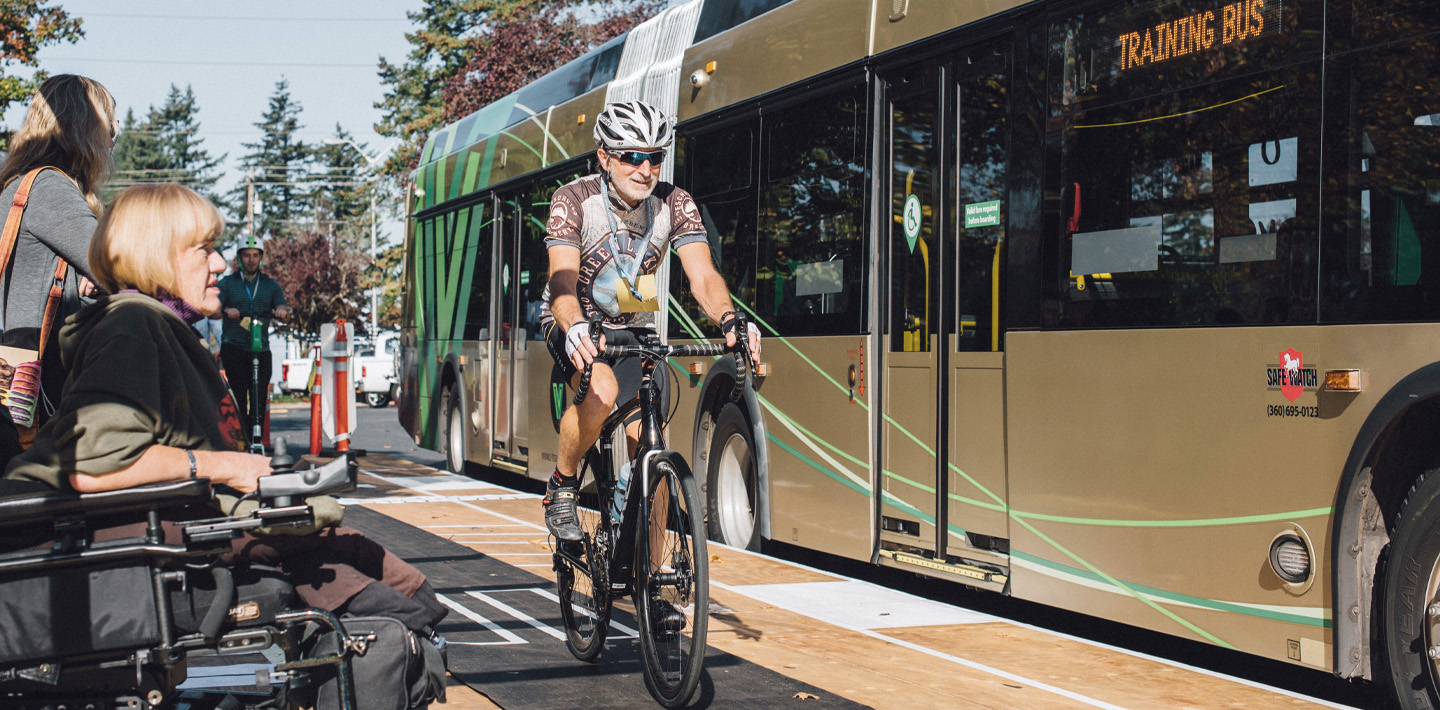 img-bipartisan-infrastructure-law-transit-rail-test-bus