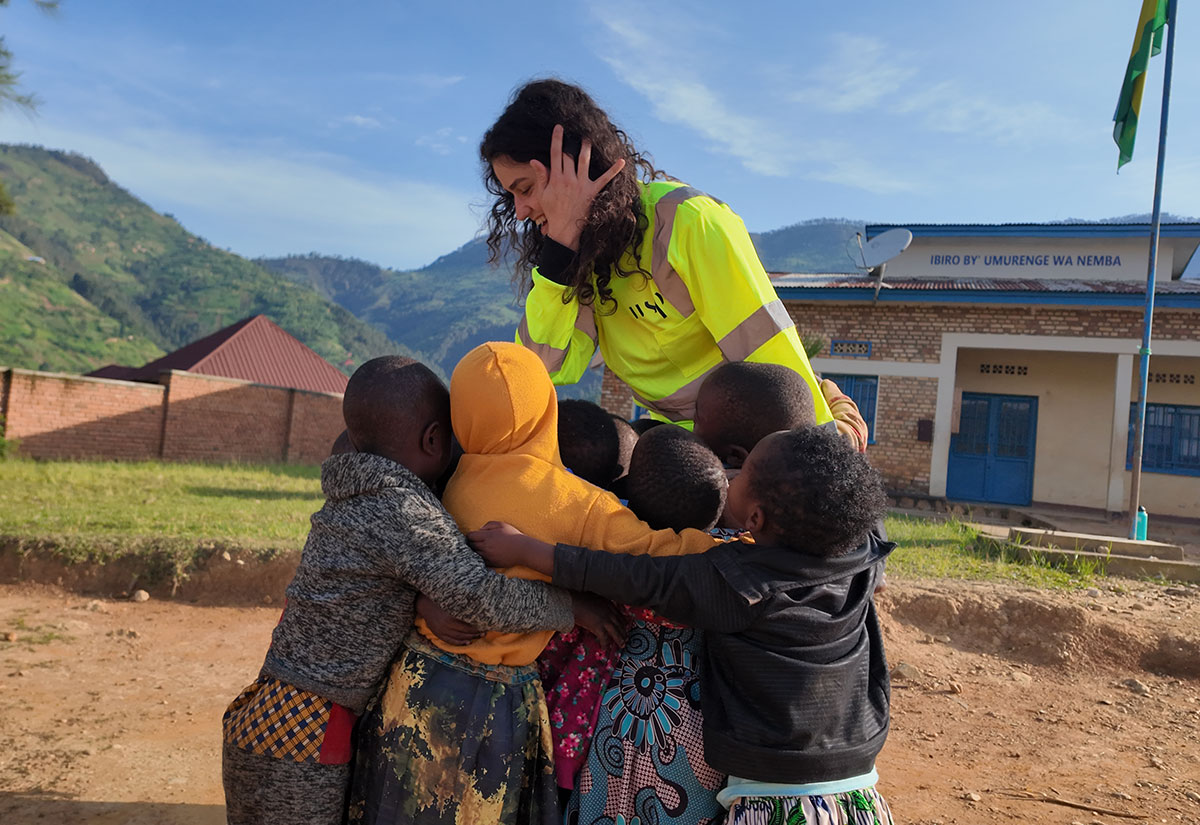 img-Bridging-Communities-3