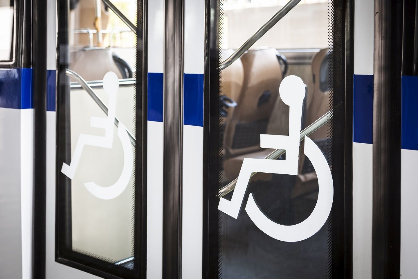 img-connected-automated-vehicles-public-transportation-access