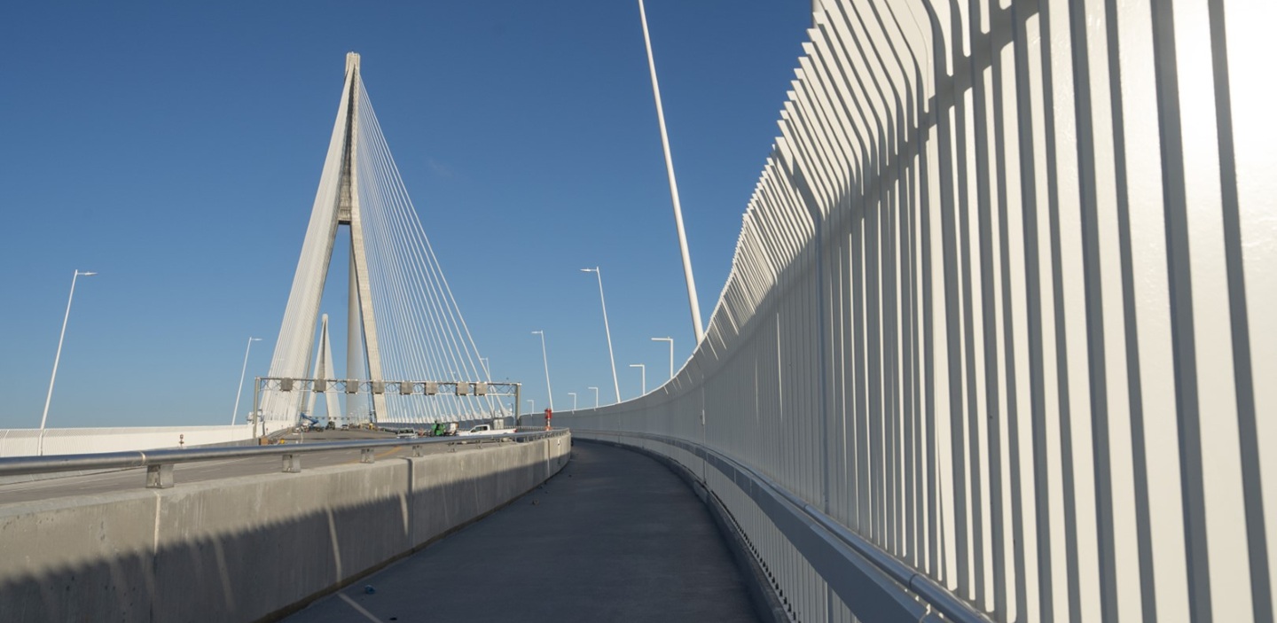 img-gordie-howe-international-bridge-pedestrian-lane