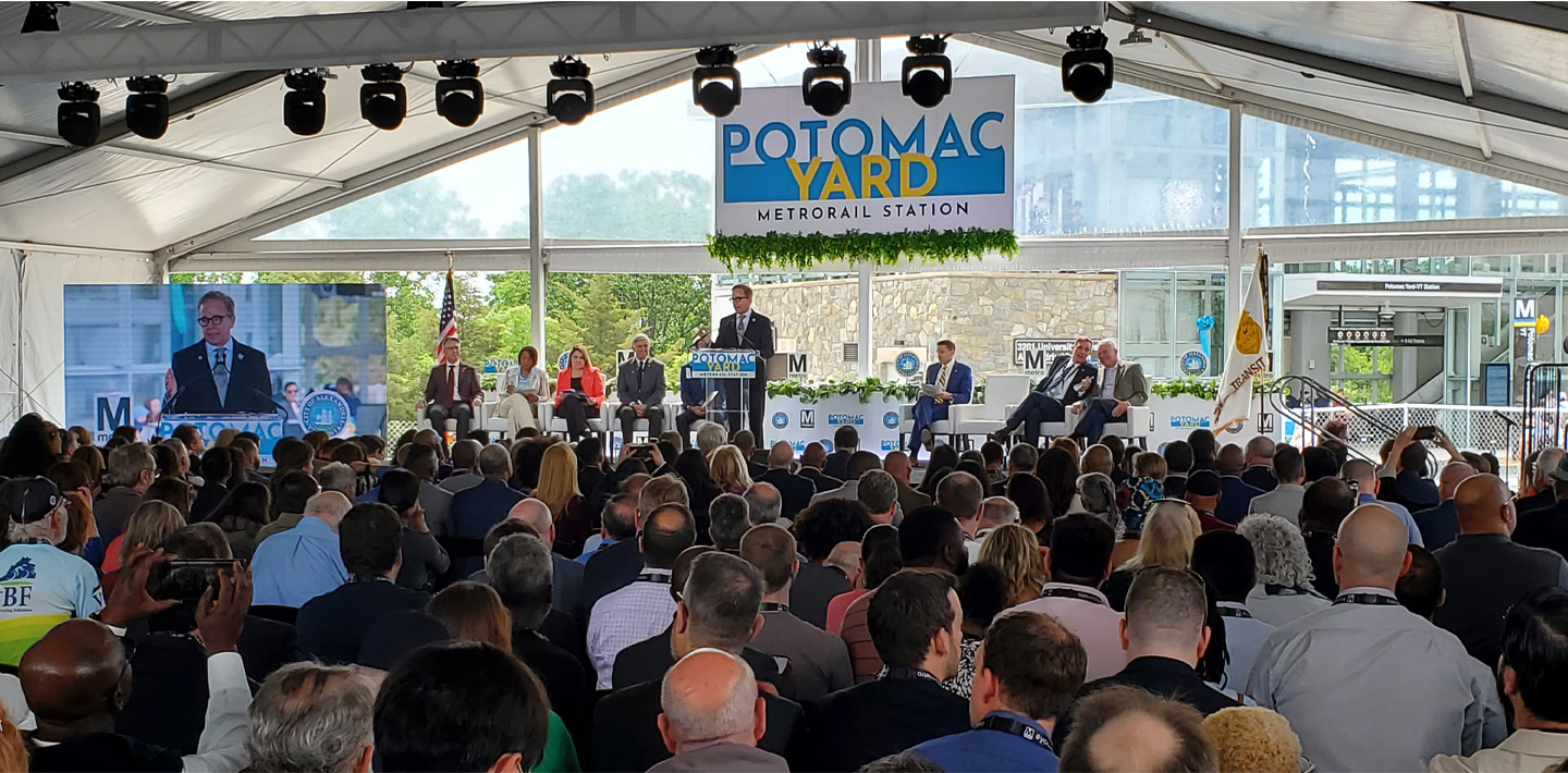 img-potomac-yard-station-podium