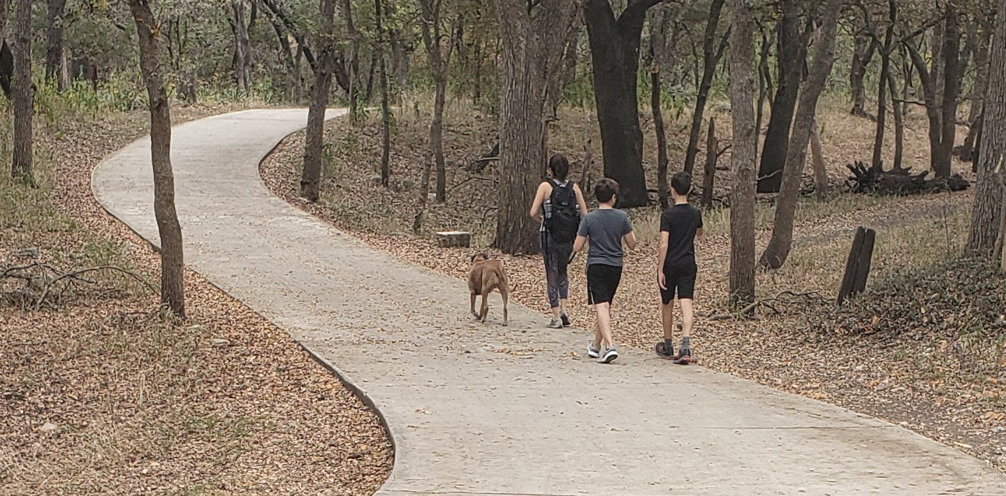 img-san-antonio-future-ready-howard-peak-walking