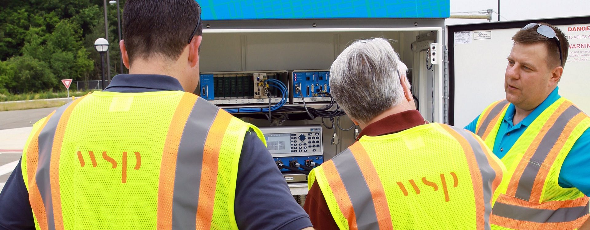 bnr-connected-vehicles-v2x-mcity-installation-controller