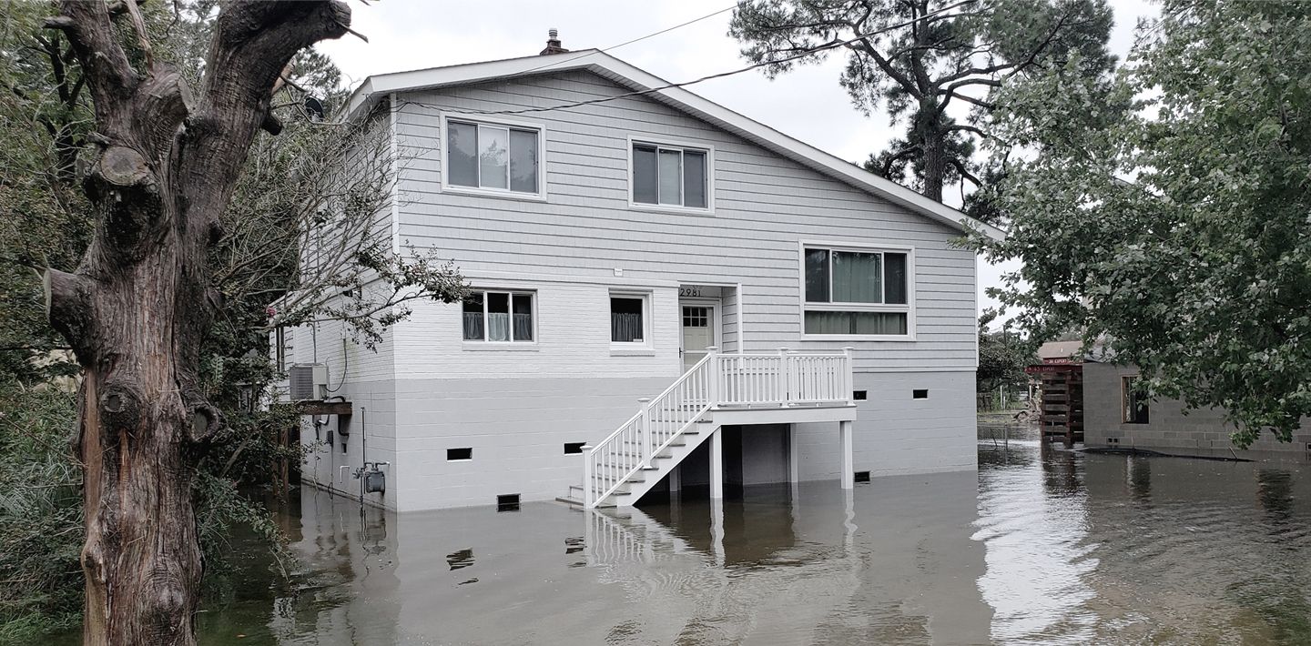 img-virginia-coastal-resilience-project-flooded-home