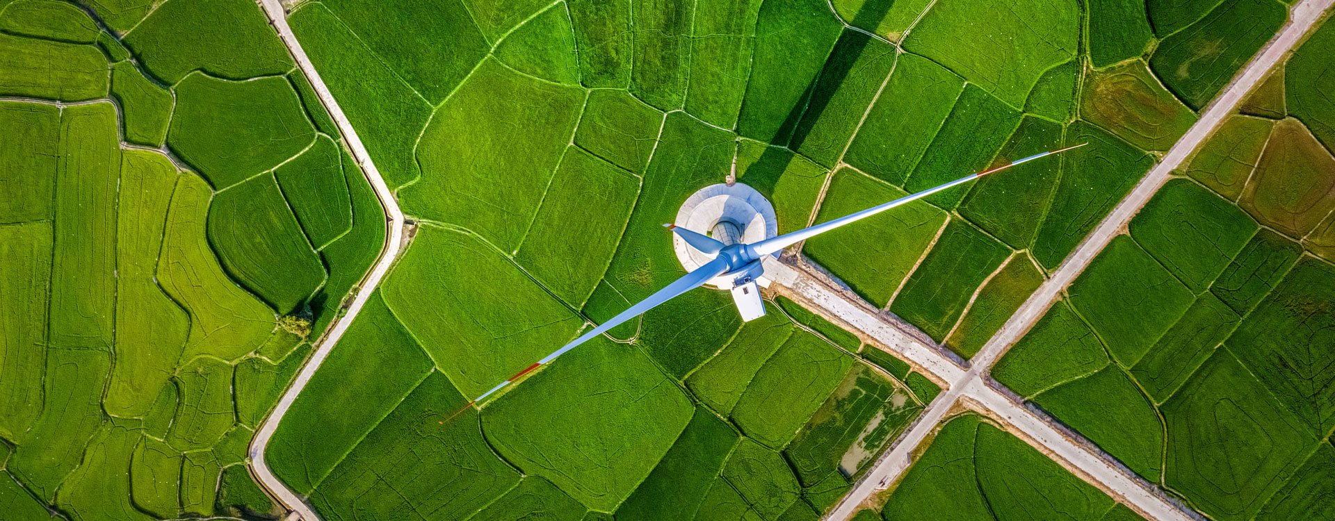 bnr-landscape-wind-turbine-energy