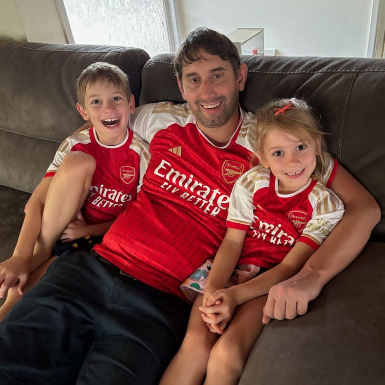 img-matthew-uidam-arsenal-family-02a