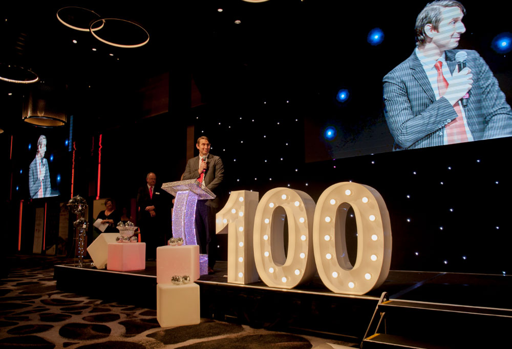 img-matthew-uidam-EA-Award-01