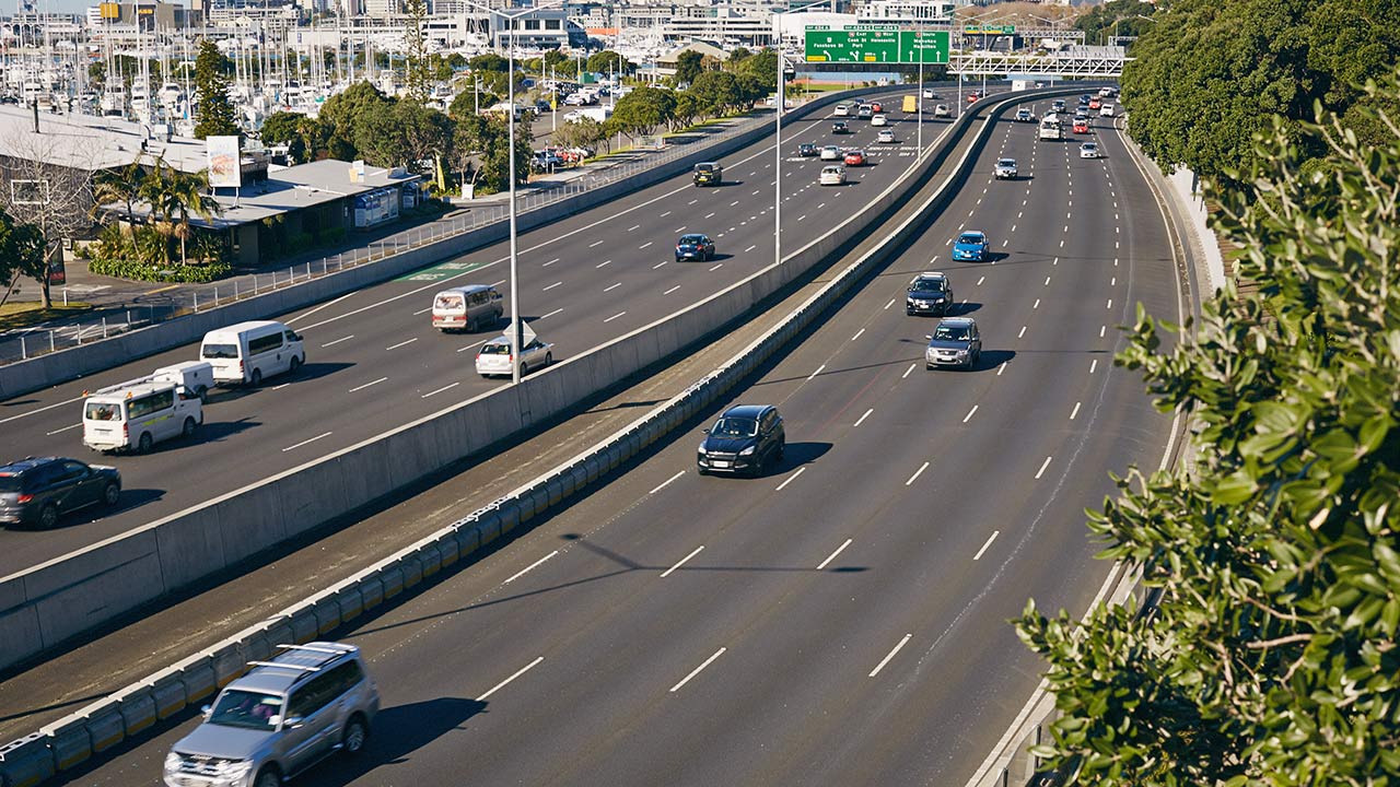 img-auckland-motorway-westhaven