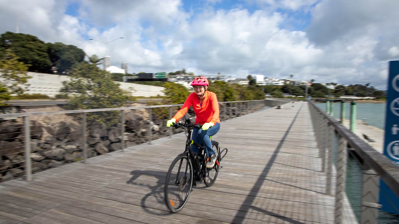 img-carole-smith-on-bike
