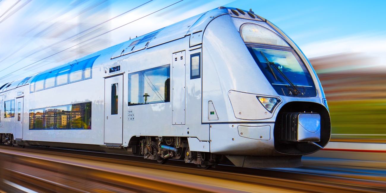 Regionaltåg som är på väg till Södertälje