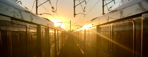 thn-ttl-trains-sunrise-uk