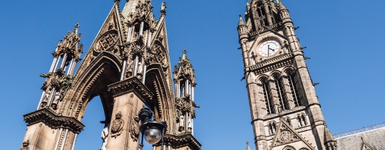 Manchester Town Hall on a sunny day