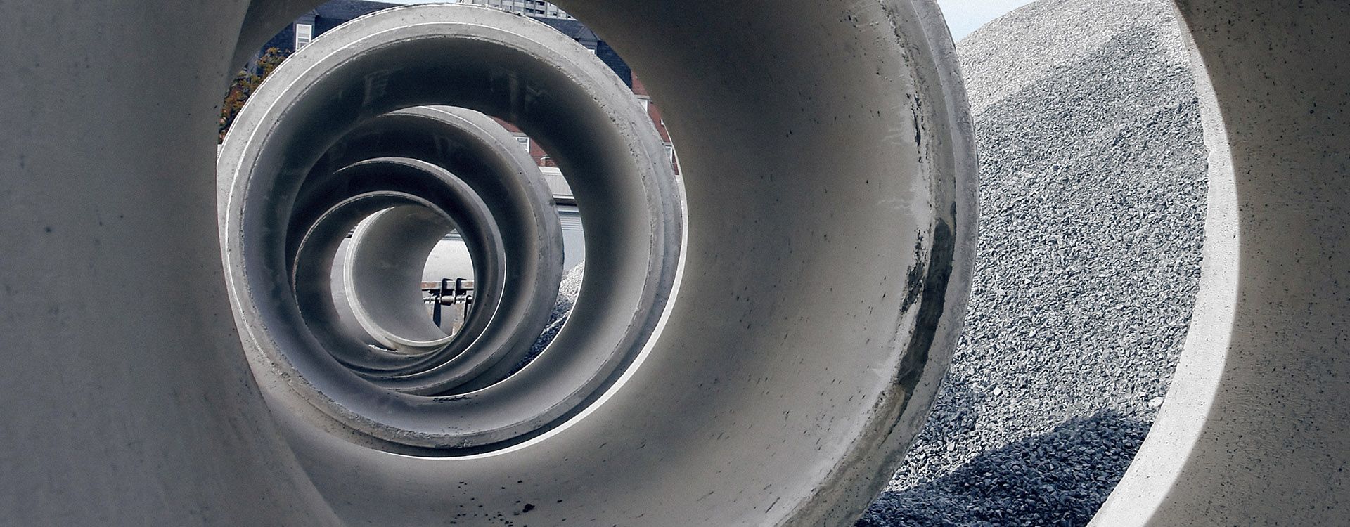 To service current and future needs of the largest brownfield development in Australia, the external sewer connection had to be addressed. Our expert water team designed infrastructure and...