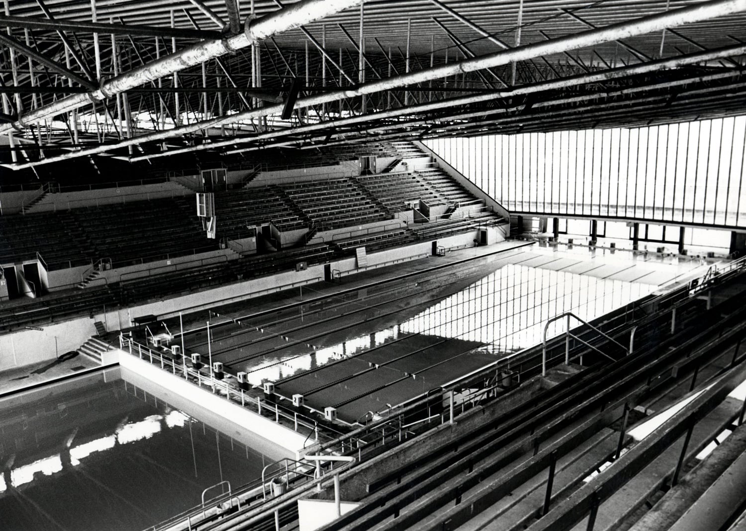 Olympic_Pool_1956