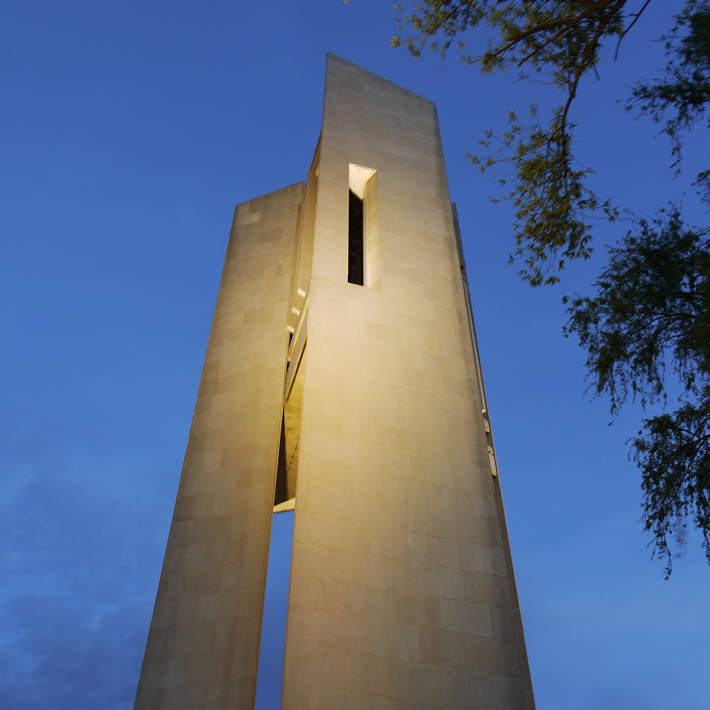 img-national-carillon-lighting-design-dusk