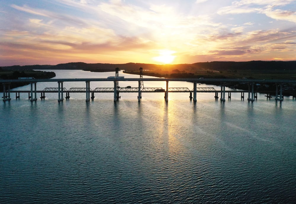 w2b-New-bridge-over-the-Clarence-River-at-Harwood
