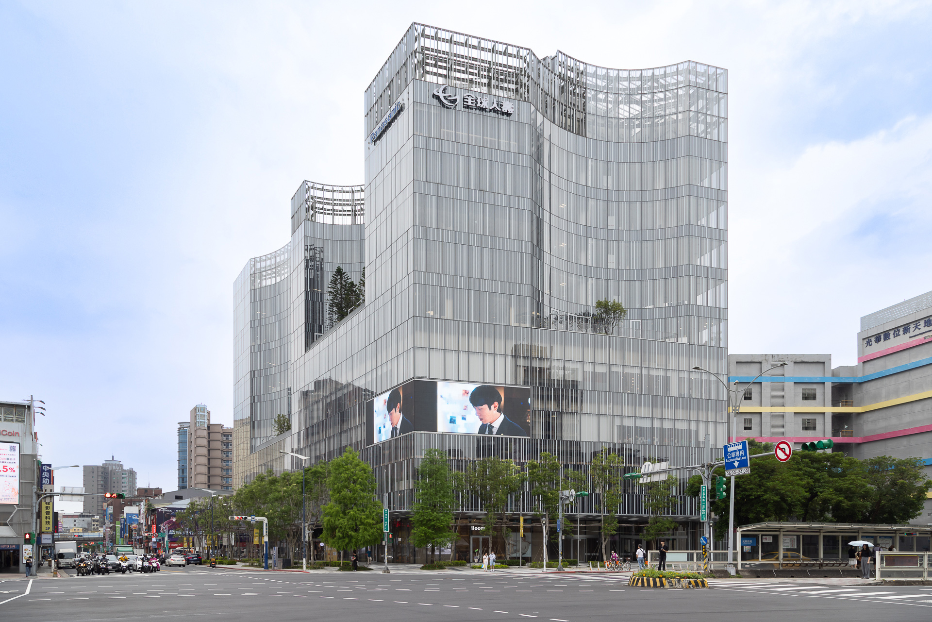 img-TransGlobe-Life-Hope-Square-1