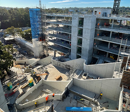 04_meadowbank_precinct