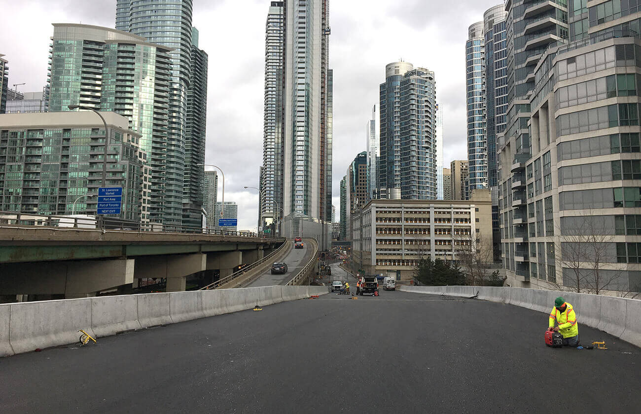 img-08 Looking east down ramp - gateway to the City