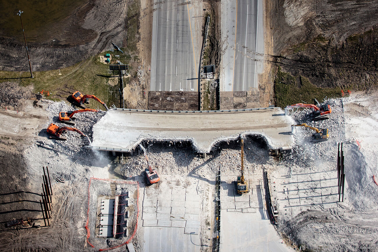 img-Bridge demolition of the existing PTH59 overpass