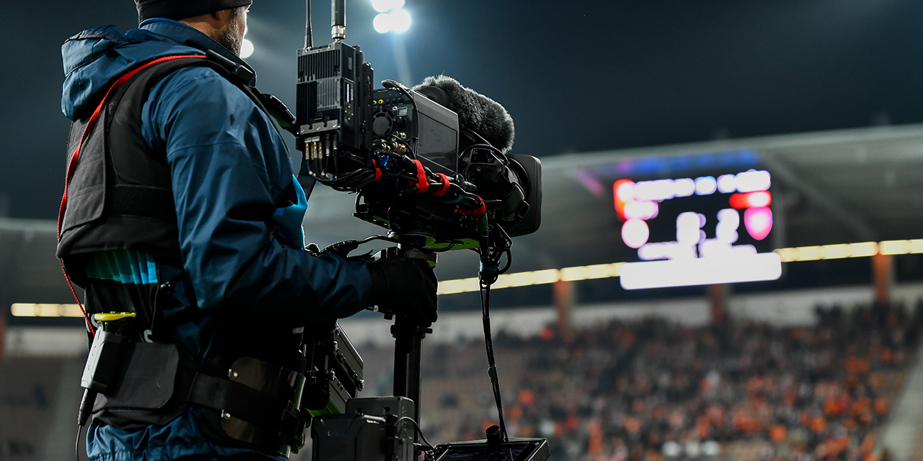 img-camera-stadium-1300x650