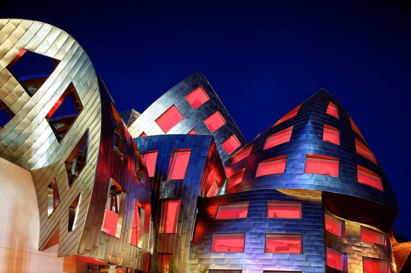 Engineering Lou Ruvo Center for Brain Health - Building Exterior at Night