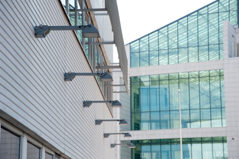 engineering-oulu-university-hospital-glass-facade