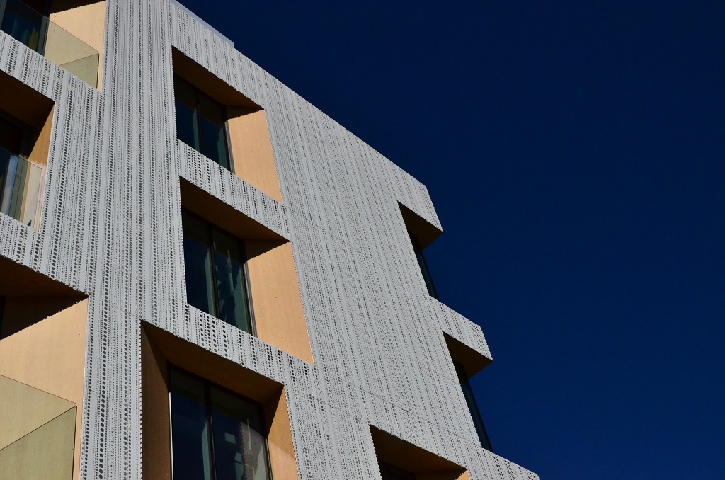 skandion-clinic-building-exterior