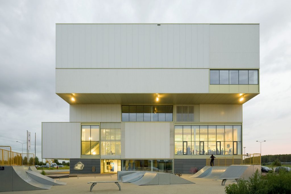 Almere 111