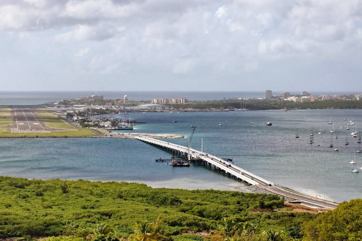 Brug Simpson Bay Lagoon