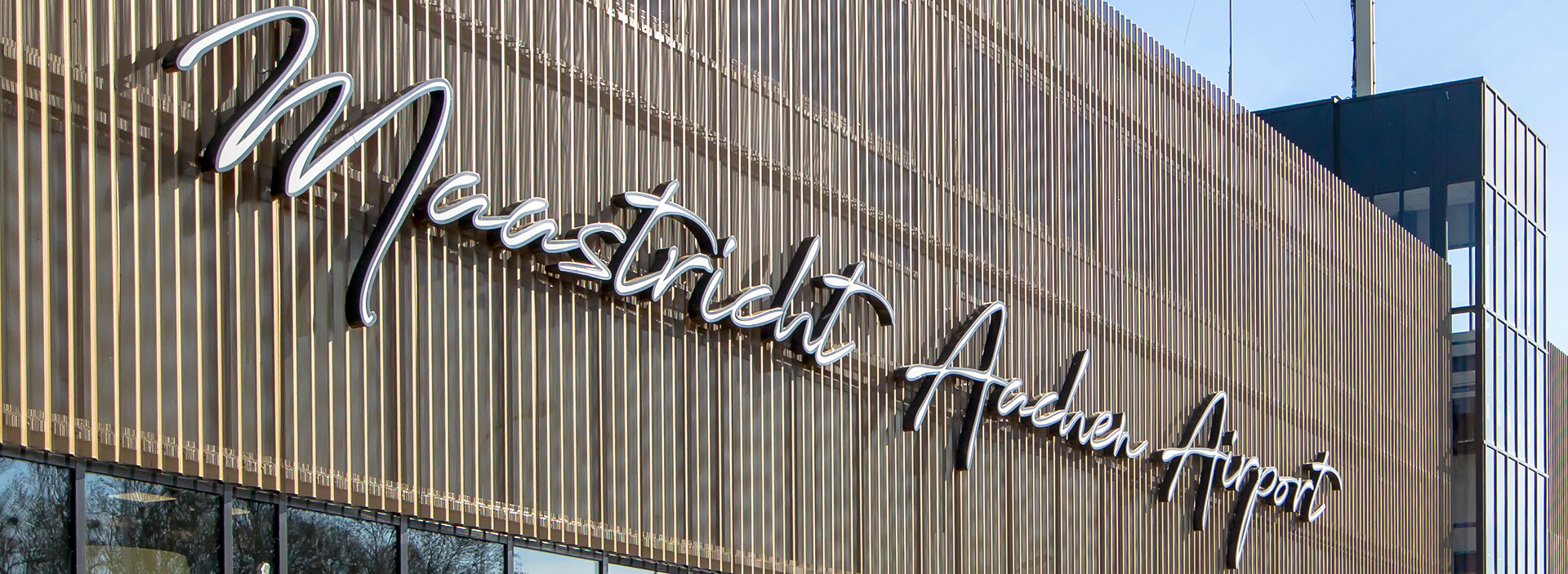 Maastricht Aachen Airport Header 1920 x 703