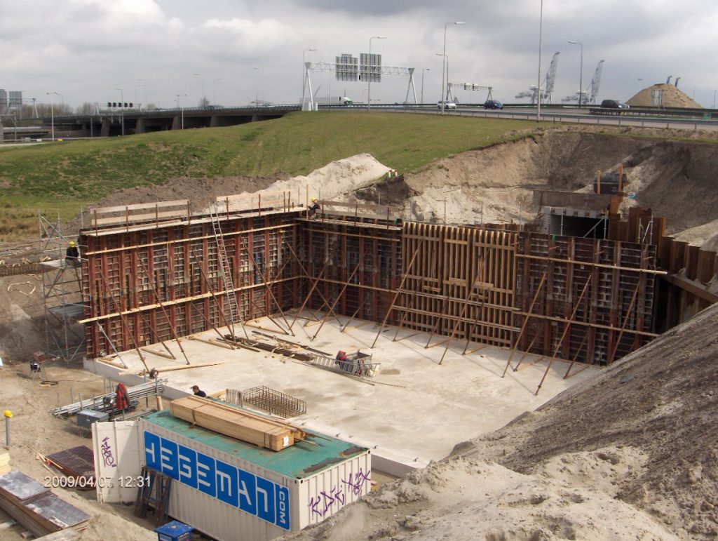 leidingtunnel beneluxplein 111