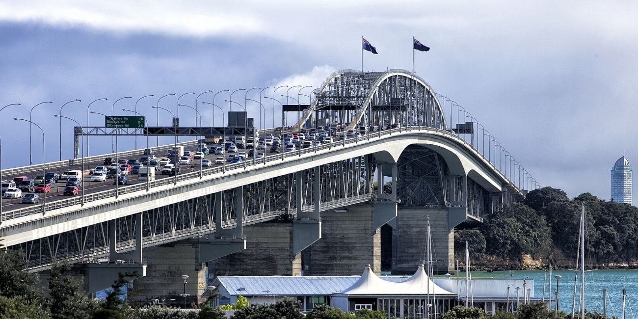img-auckland-harbour-bridge