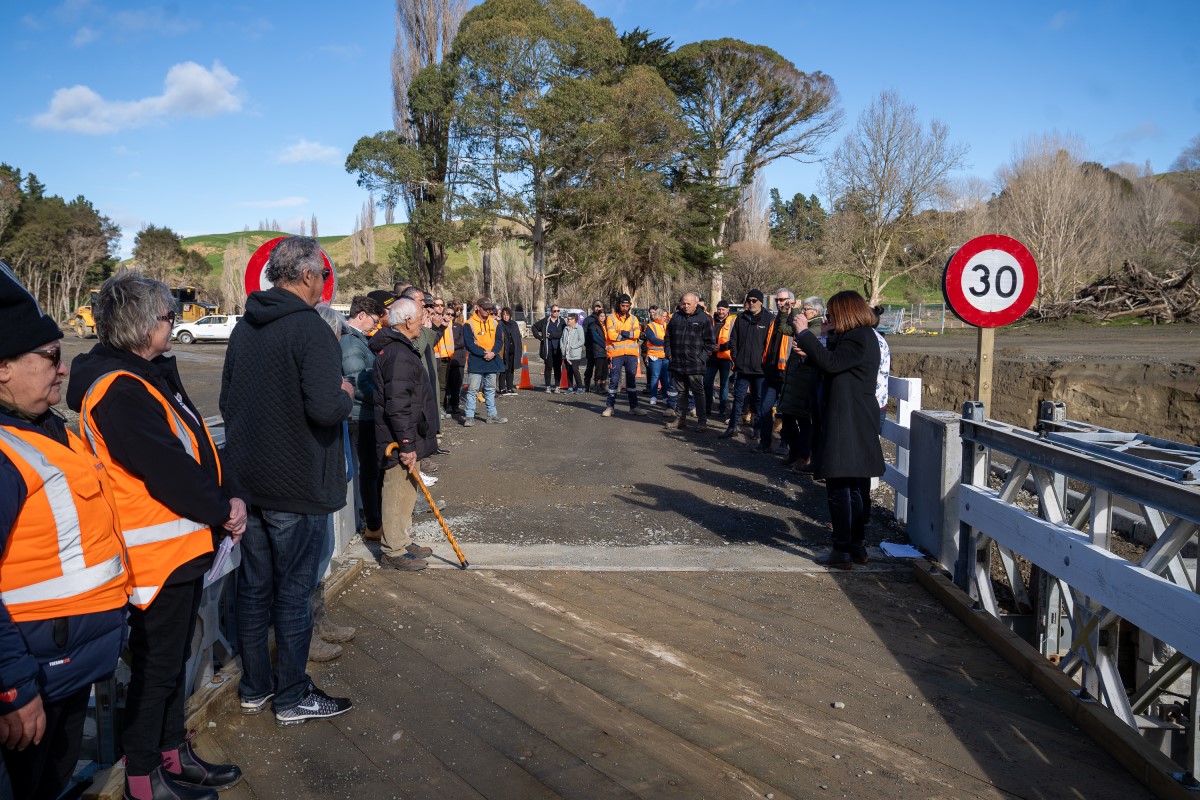 img_Ellis Wallace bridge opening 2