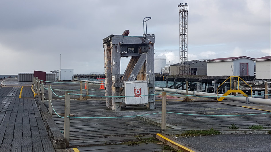southport-nz-town-wharf-cropped