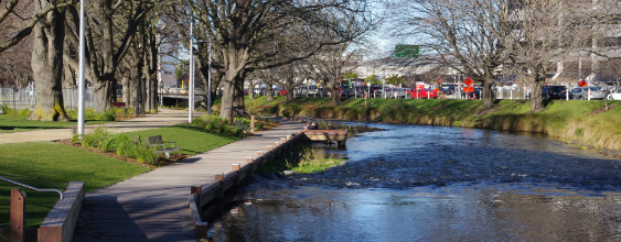 thn-avon-river-precinct2