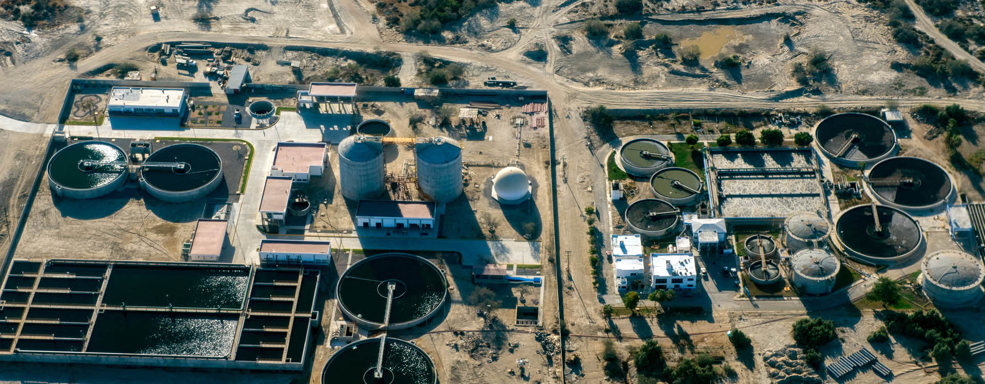 Instalaciones solares para abastecer estaciones de bombeo y desaladoras