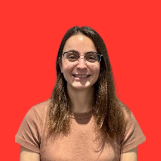 leonie orhan red