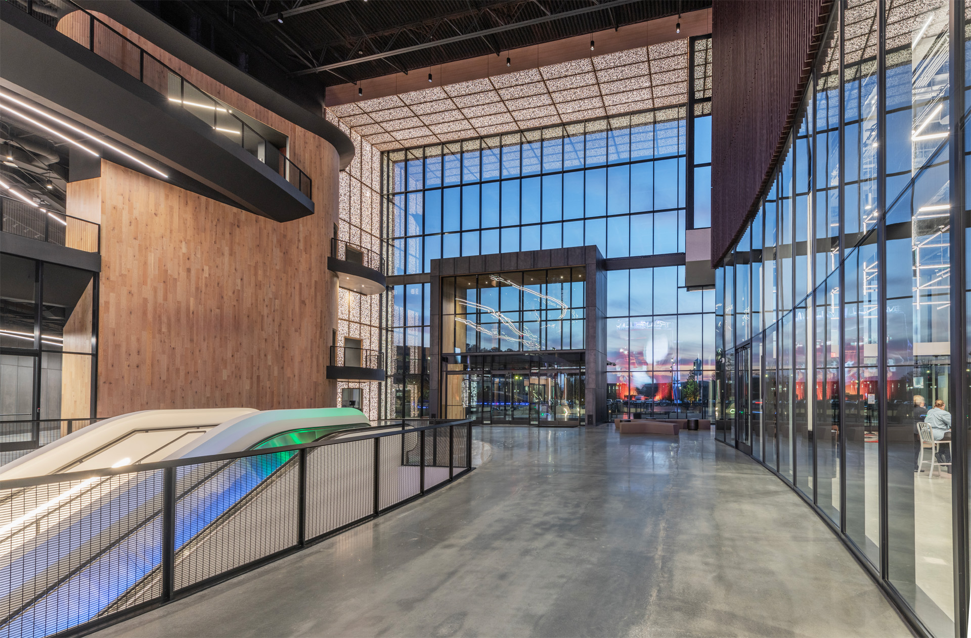 img_Trilith_tall_glass entrance