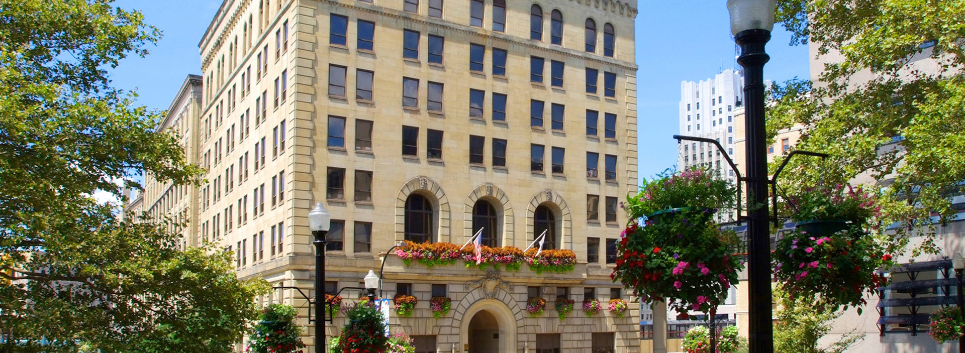 bnr-city-of-akron